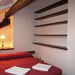 Gioia House Oda ve Kahvaltı Milano