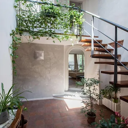 Gioia House Nocleg ze śniadaniem 4*