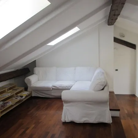 B&B Gioia House