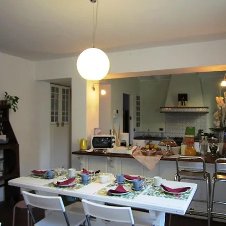 Gioia House 4*