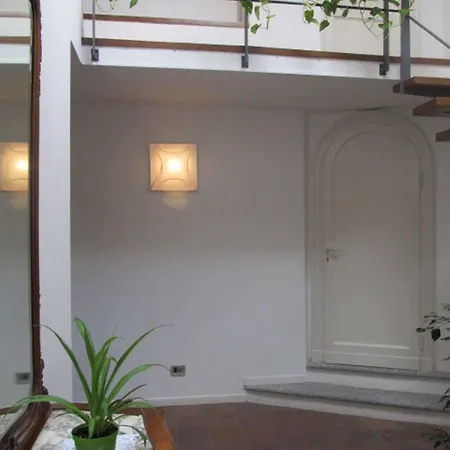 Nocleg ze śniadaniem Gioia House 4*